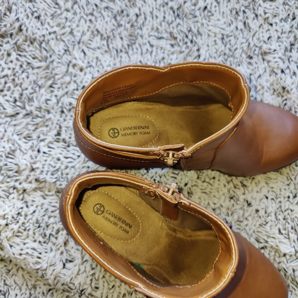 GIANI BERNINI Womens Brown Logo Abalina Almond Toe Block Heel Booties 6.5 - Picture 10 of 12